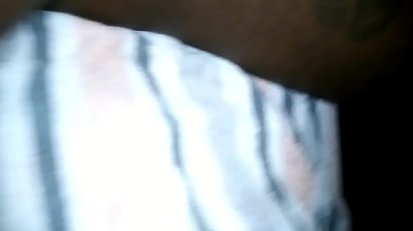 Image HURRY UP AND NUT