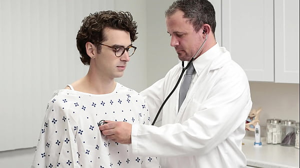 Image Doctor Testing a Simulation Examination on The Twink Patient - Doctorblows