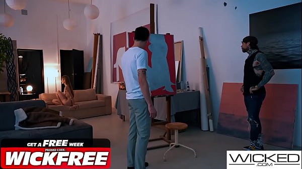 Image Wicked - Model Gets Her Pussy Pounded Hard By Her Painter