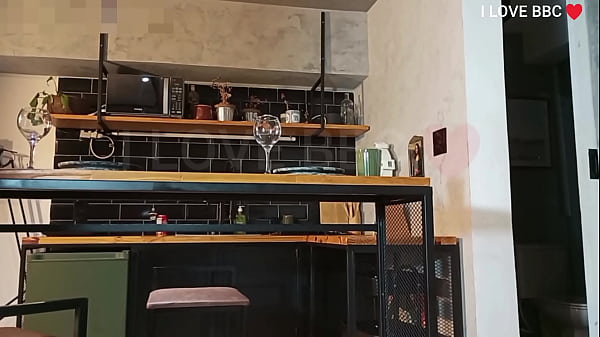 Image Preta safada chora na rola gigante de 24cm