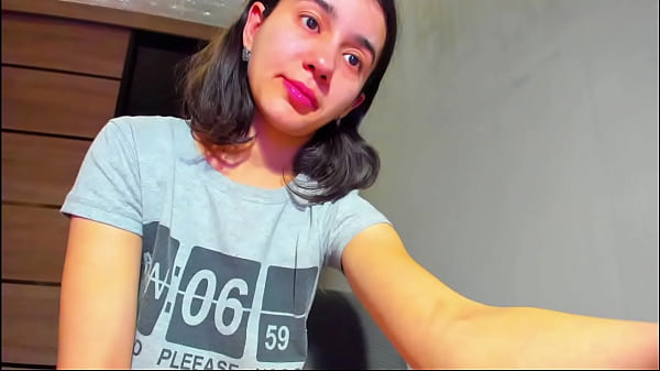 Image Sweet brunette binds her big boobs!