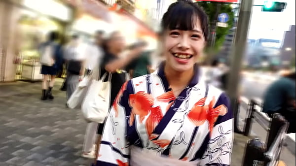 Image パート1【ガチ恋100％コンカフェ嬢】キュルキュルお目目とスレンダーボディでおじさんを刈りまくる小動物系美女登場！