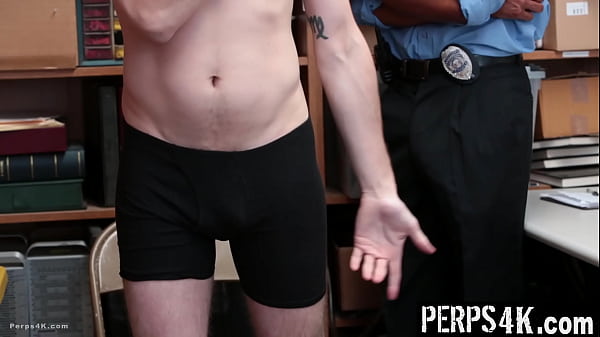 Image an Understanding Was Reached by The Suspect and The Loss Prevention Officer - Perps4k