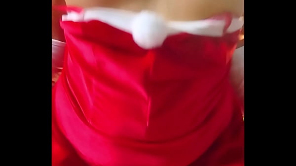 Image Linda casada con disfraz navide&ntilde_o le doy su nochebuena con mucha leche-Clip