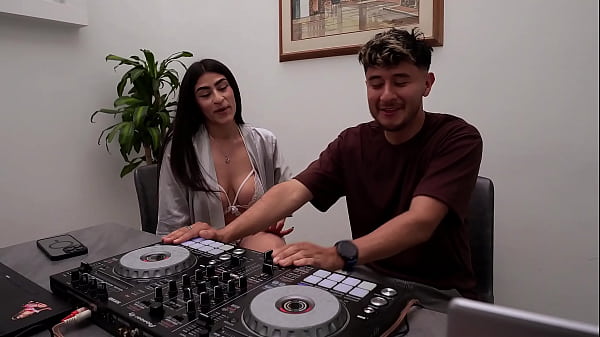 Image TEACHER IN LINGERIE IS FUCKED DURING CLASS BY HER STUDENT