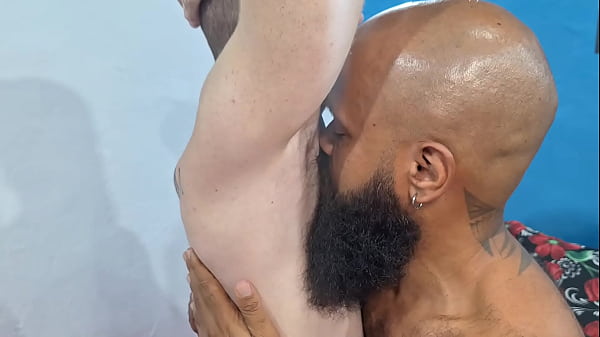 Image Carmona e Sr Carmona revezando um cu de macho