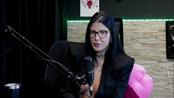 Image COMPILADOS DA LETICIA BRAGA NO PAPO COM TIFANY (SWING CAST) - PARTE 5 (WATCH ON: SHEER/RED)