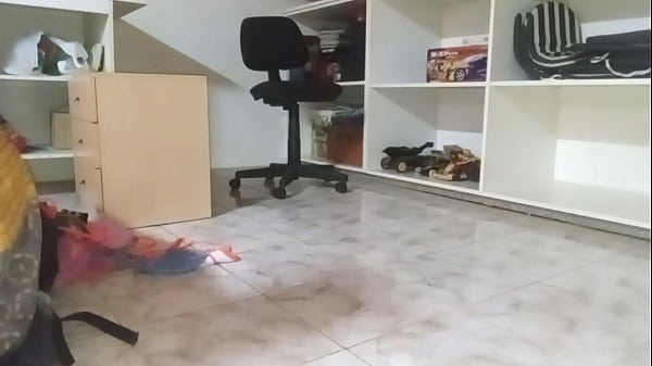 Image A cuatro patas con mi vibrador y mi consolador