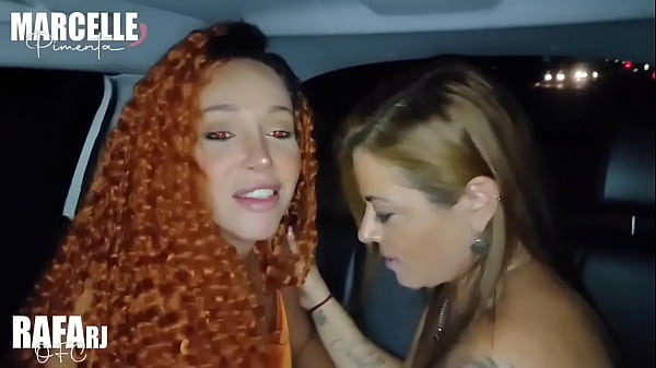 Image Isso marido come o cu dessa putinha enquanto eu fico aqui vendo!