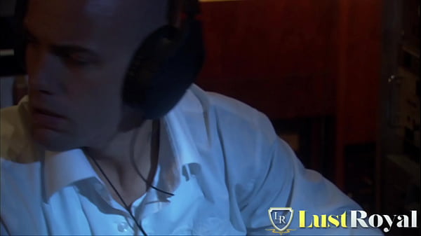 Image Babe with curly hair gets her pussy slammed