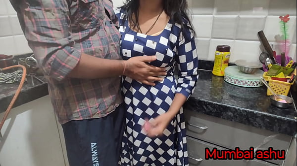 Image desi collage girl ate hi ghar ka kam karane lagi tabhi uska baju wala padosi aya or chod diya