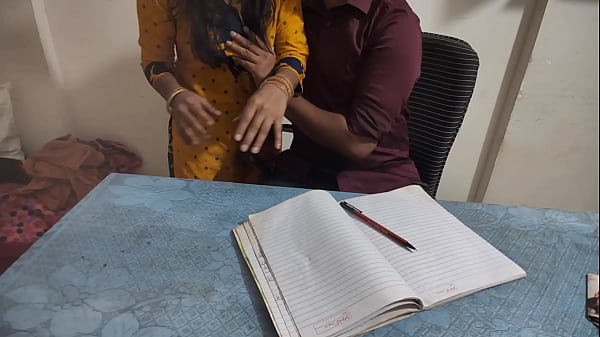 Image desi girl  class me let ahi tabhi uske teacher  ne chod diya