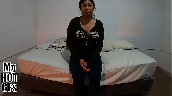 Image Apenas tiene 18 y ya est&aacute_ lista para coger!