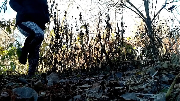 Image The magic of mature pissing in nature