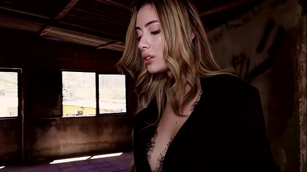 Image I CATCH MY EMPLOYEE MASTURBATING AND INSTEAD OF FIRING HIM, I GIVE HIM A GOOD SEX LESSON - AMBAR PRADA