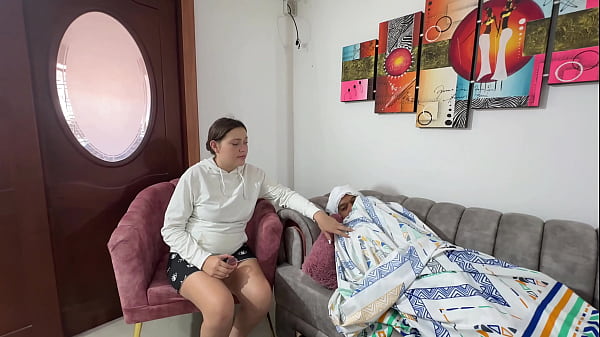 Image Mi peque&ntilde_o hermanastro se hace el enfermo y busca la forma de que yo le de una rica mamada y que termine en una corrida en mi co&ntilde_o