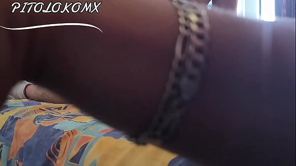 Image MMIRA COMO REBOTAN LAS TETAS DE ESTA COLEGIALA