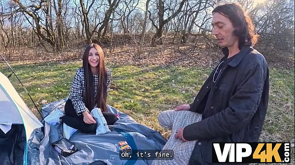 Image VIP4K. Cash Makes Her Forget Her Boyfriend