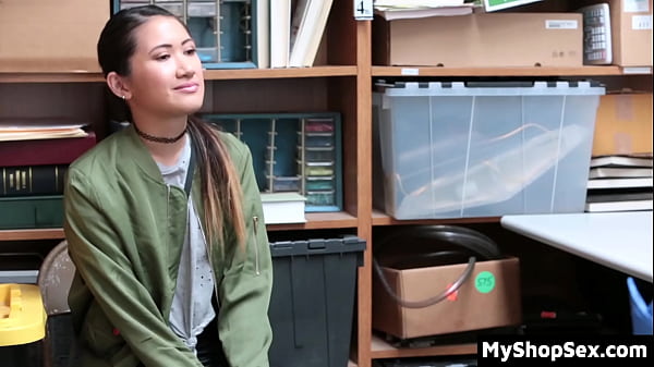 Image Lost Cause Thief Takes Threats with Open Arms - Myshopsex