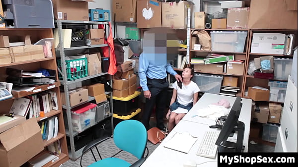 Image Store Owner's Stepdaughter Threatens LP Officer - Myshopsex