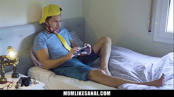 Image Step Son Caught His Curvy Latina Mom Sneaking in Late - Momlikesanal