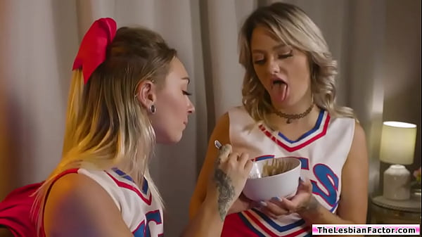 Image I like it when you use both that dildo and your tongue