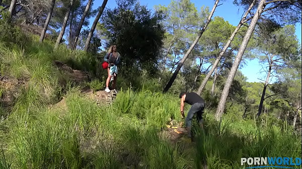 Image FREE Scene - Outdoor Painter Briana Banderas Uses Lumberman for Sex GP1639