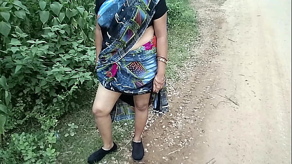 Image फ्रेंड की स्टेप मॉम को जंगल से उठा के होटल में xxx चुदाई