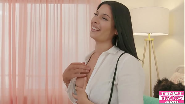 Image Stern Skool Master Draven Navarro Insists Trans Student in Class Room