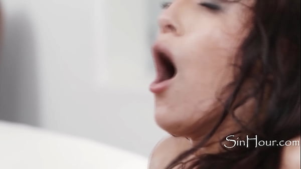 Image Fucked So Hard Her Life Flipped Upside Down - Bella Rolland, Milan