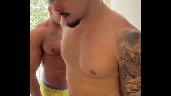 Image PASSEI A NOITE NA CASA DO MEU AMIGO E ELE ME COMEU LOGO DE MANH&Atilde_ E ME DEU LEITE NA BOCA