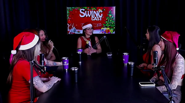 Image VEJA O QUE ACONTECEU NO ESPECIAL DE NATAL COM A BURGUESA, RAPHAELA SAVANAH, BRUNA SURFISTINHA, KAROL REDXXX E ISADORA CLOSEL NO PAPO COM TIFANY (SWING CAST) - PARTE 3 (WATCH ON: SHEER/RED)