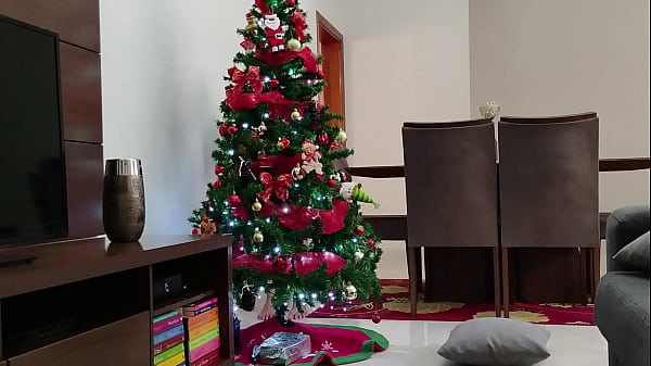Image Sexo durante o natal com minha meia-irm&atilde_ enquanto nossos pais preparavam a ceia de natal- Merry Christmas
