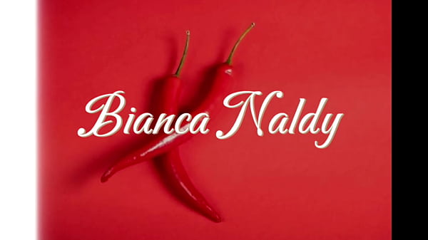 Image Chamei o enteado gostoso para me ajudar no banho