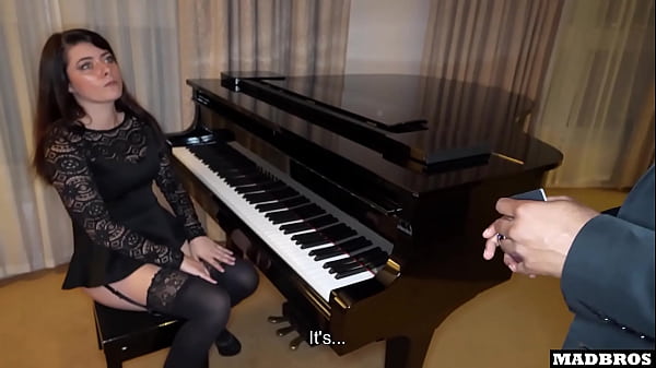 Image Jewel Thief Caught And Fucked For Falsely Impersonating A Star !!!