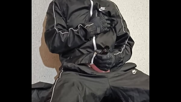 Image Trackies boy horny