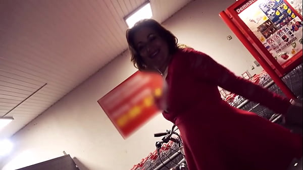 Image Risky Public Sex: Hot German Milf in the Middle of The City