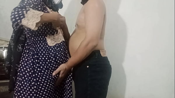 Image Ngentot di dapur sama pembantu rumah tangga