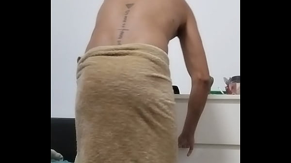 Image Big dick guy cums in the office chair