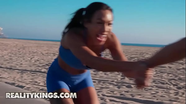 Image REALITY KINGS - Rollerblading Babe Mikey Star Rewards James with Her Pussy After Giving Her A Sexy Beachside Rescue