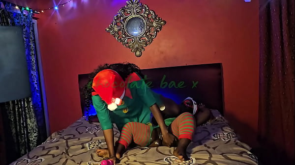 Image SANTAS LITTLE HELPERS GET FREAKY ON CHRISTMAS EVE!!