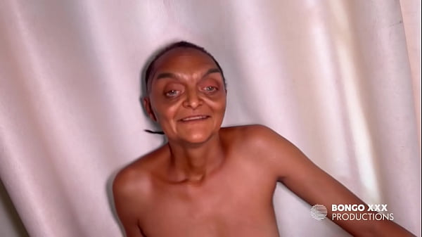 Image फातुमा XXX को गुदा मैथुन इतना पसंद है कि उसे मुझे अपनी तंग गांड में जबरदस्ती चुदवाना पड़ा।