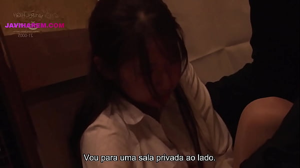 Image Novinha tem um orgasmo escondida no bar - LEGENDADO