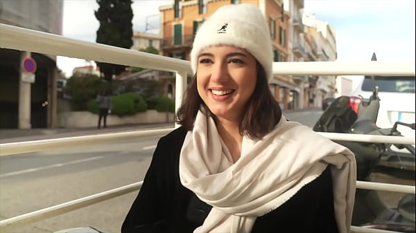 Image Lena en veut plus avec deux bite