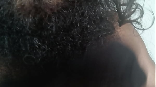 Image Peludo suado cheirando a cueca, o cu e se secando com a cueca (10 minutos)