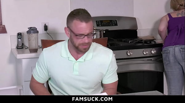 Image She Flashes Her Pervy Stepdad and Then Texts Him to Meet Her for A Secret Fuck - Famsuck