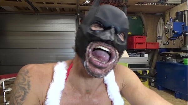 Image Extremeslut66 l&auml_sst sich in ihr Arschloch schauen