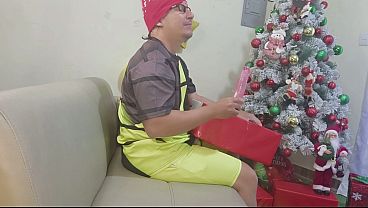 Image Celebrating Christmas with my beautiful stepmother, I fuck her pussy and ass and leave my cum inside her
