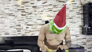 Image The Grinch Accepts a Deal: He'll Sleep with Me in Exchange for Not Taking My Christmas Presents - Mia Montielth