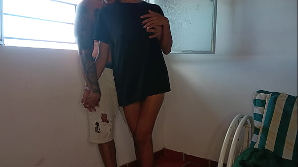 Image Seduciendo a mi hermanastra para que me deje meterle la verga